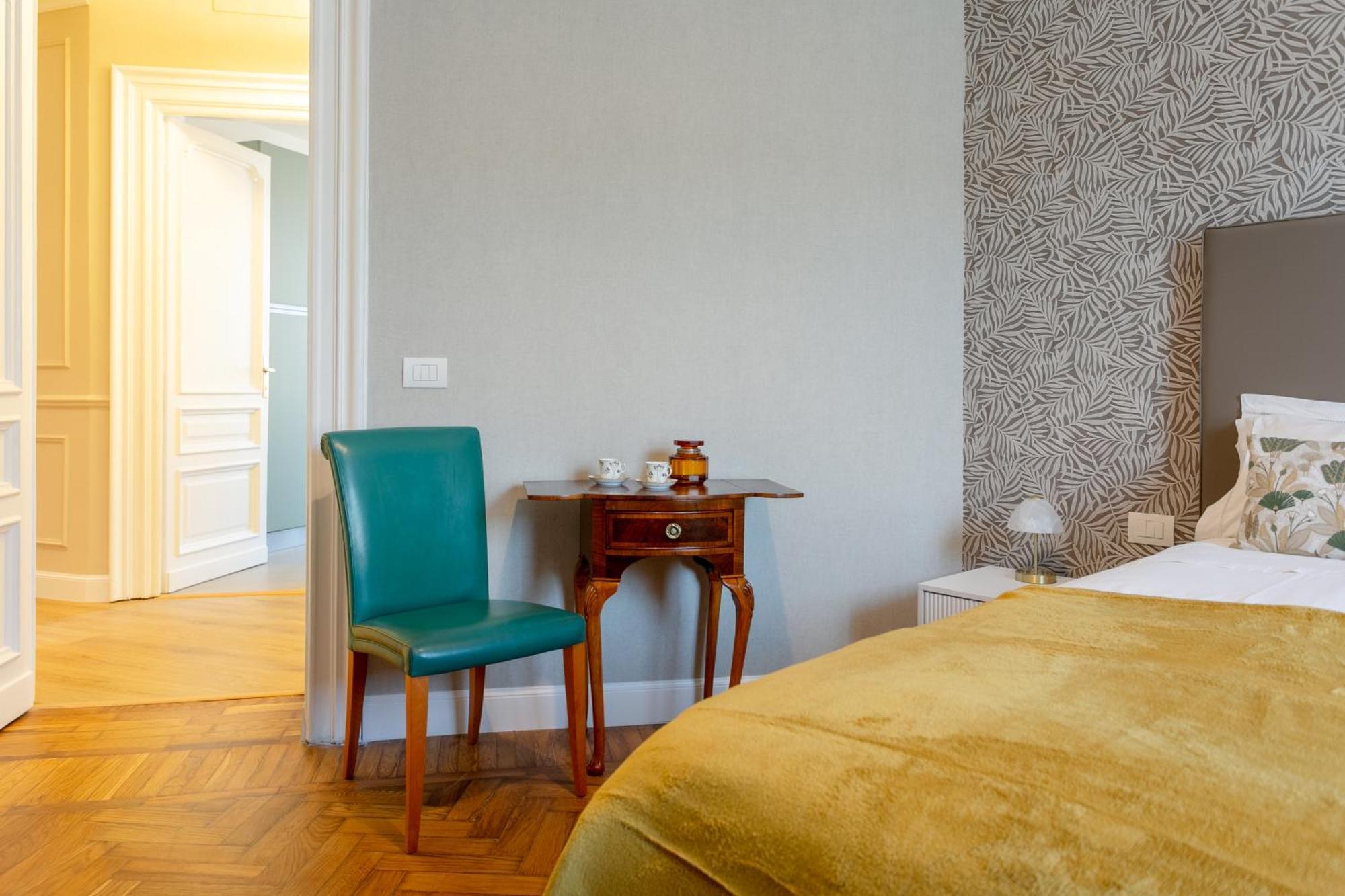 Elegance And Style In The Heart Of Apartment